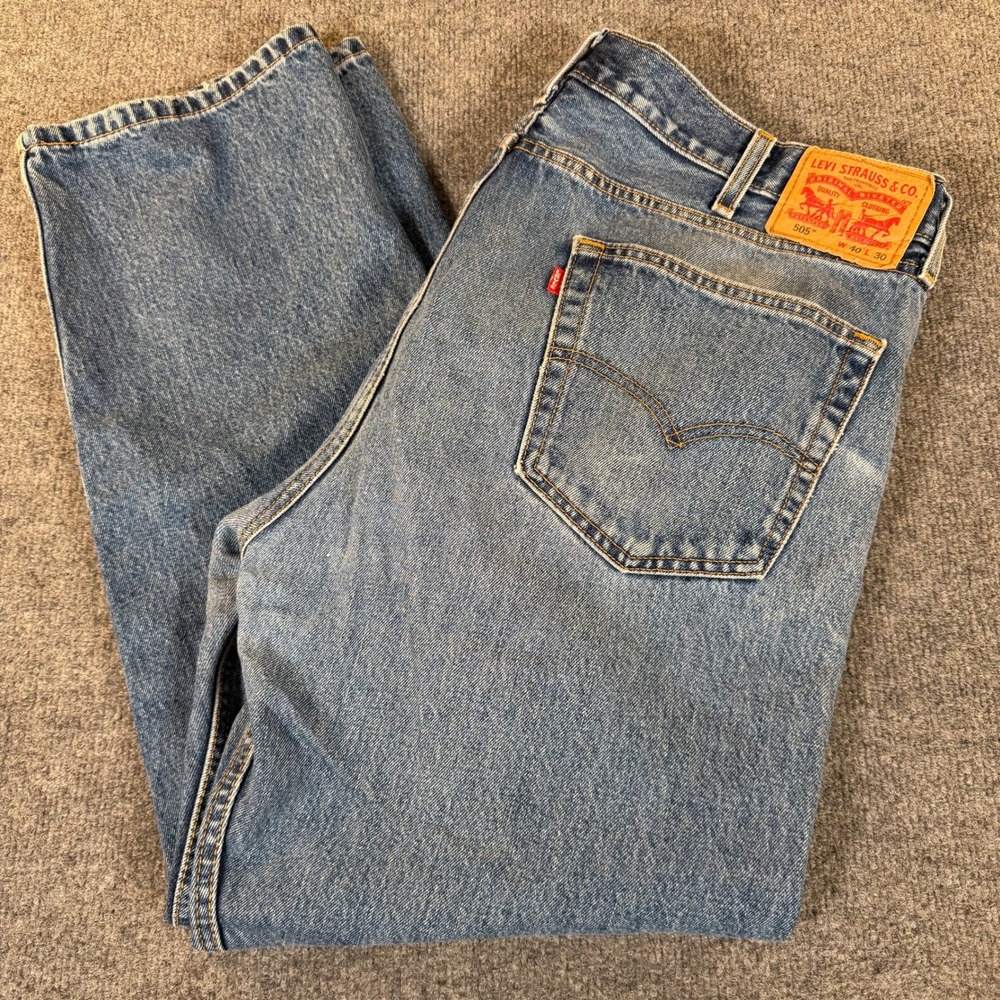 Levi's 505 Regular Fit Straight Leg Jeans Mens 40x30 Medium Wash Blue #3942